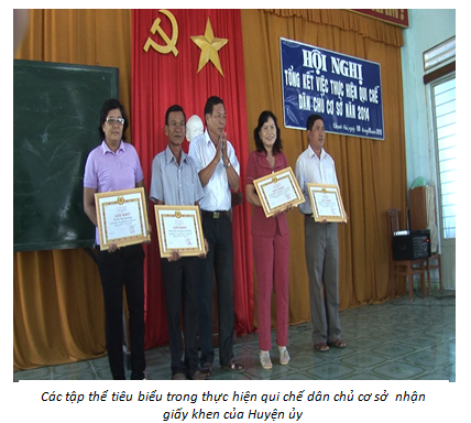 tap the nhan giay khen cua HU.png